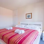 Alajbeg Apartament *