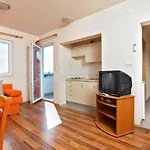 Alajbeg Apartament *