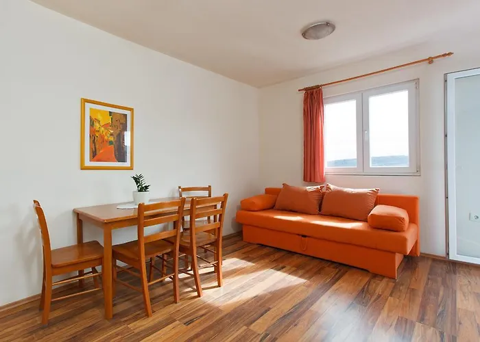 알라이베그 아파트