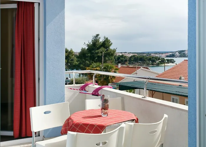 알라이베그 아파트 *