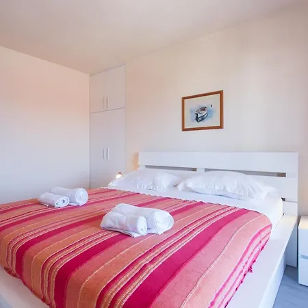 Alajbeg Appartement *