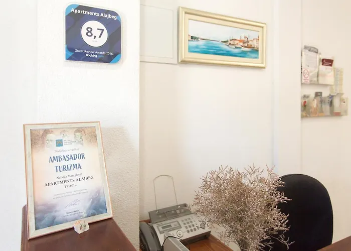 Alajbeg Апартаменты Трогир